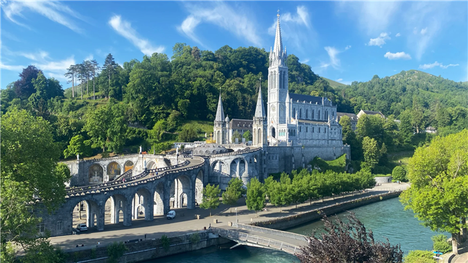 Lourdes